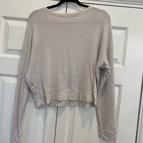 Urban Outfitters waffle knit long sleeve - Picture 3 of 3